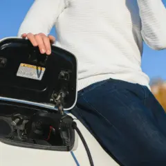 Trwałość baterii w elektryku: 10 lat, 500 tys. km? Poznaj fakty!