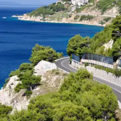 Makarska autem z Polski: Szybko, tanio, komfortowo? Wybierz!