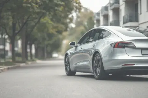 Tesla Model Y 2026: Ceny, dopłaty "Mój Elektryk" i koszty posiadania