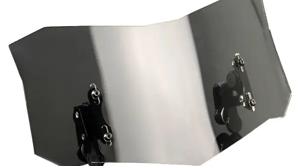 Koniec z turbulencjami! Jak dobrać deflektor motocyklowy?