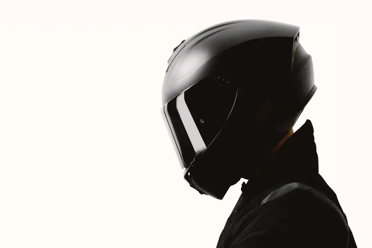 Test dopasowania kasku motocyklowego