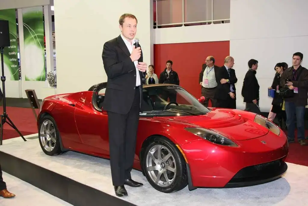 Elon Musk wczesne lata w Tesla Motors